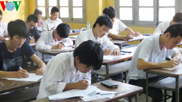 Chính phủ với người dân ngày 25/3/2015: Bất cập trong đào tạo cử tuyển.