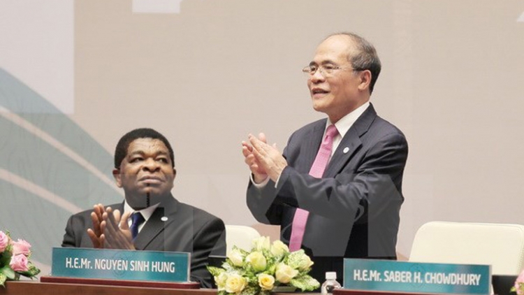 Thời sự chiều ngày 29/3/2015: Chủ tịch Quốc hội Nguyễn Sinh Hùng được bầu làm Chủ tịch Đại hội đồng Liên minh Nghị viện thế giới 132 và chủ trì phiên thảo luận chung của Đại hội đồng