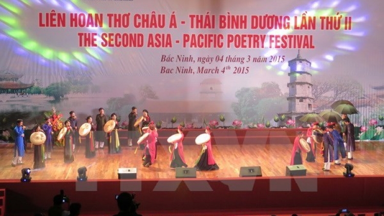 Thời sự chiều ngày 05/3/2015: Chủ tịch nước Trương Tấn Sang tiếp đại biểu quốc tế dự Hội nghị quốc tế Quảng bá văn học Việt Nam và Liên hoan Thơ châu Á - Thái Bình Dương.