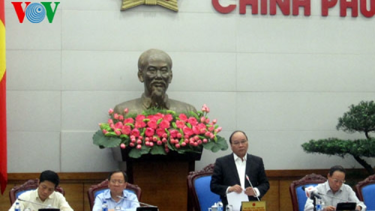 Thời sự chiều ngày 23/4/2015: "Không có vùng cấm trong chống buôn lậu và gian lận thương mại. Mọi hành vi vi phạm và tiếp tay cho buôn lậu sẽ bị xử lý nghiêm theo pháp luật."