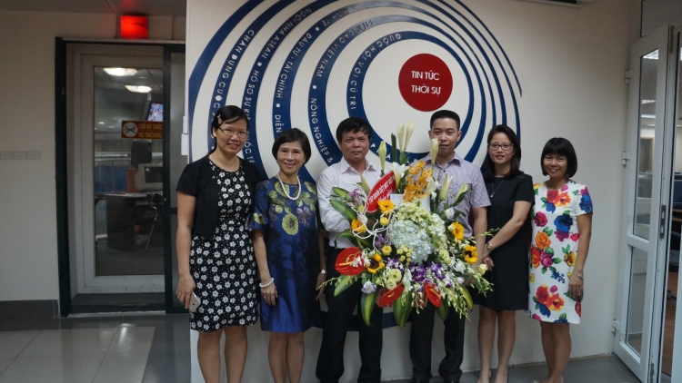 Tập đoàn Dệt may Việt Nam chúc mừng Hệ Thời sự Chính trị Tổng hợp nhân kỷ niệm 90 năm Ngày Báo chí Cách mạng Việt Nam