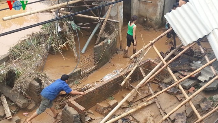 Thời sự chiều ngày 25/6/2015: Mưa lũ gây thiệt hại nặng nề cho các địa phương miền Bắc.