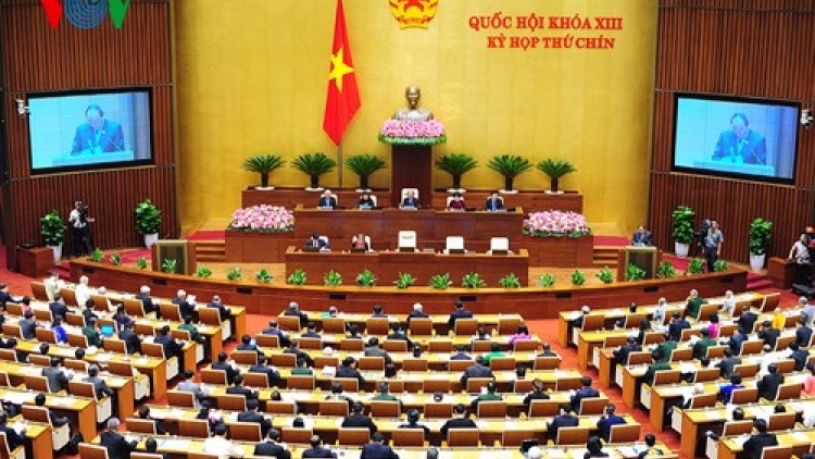 Thời sự trưa ngày 27/6/2015: Đại biểu Quốc hội đánh giá kỳ họp thứ 9, Quốc hội khóa 13 giải quyết được nhiều nội dung lớn.