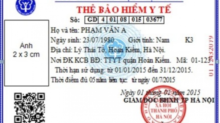 Thời sự đêm ngày 18/7/2015: Bảo hiểm Xã hội Việt Nam sẽ phát hành Thẻ Bảo hiểm Y tế theo quý để người dân dễ tiếp cận.