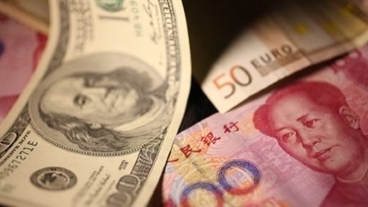 Trung Quốc bất giờ phá giá nội tệ và những tác động đến kinh tế toàn cầu.
