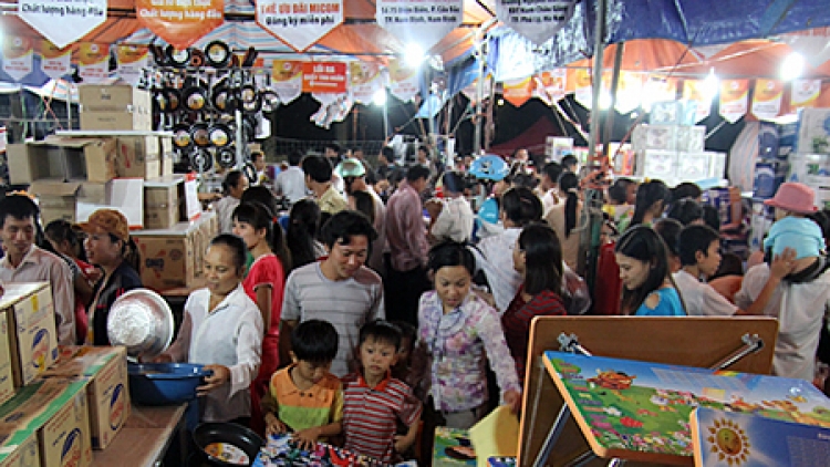 Tăng cường xúc tiến thương mại nội địa, đưa hàng Việt tiếp cận người tiêu dùng (26/10/2016)