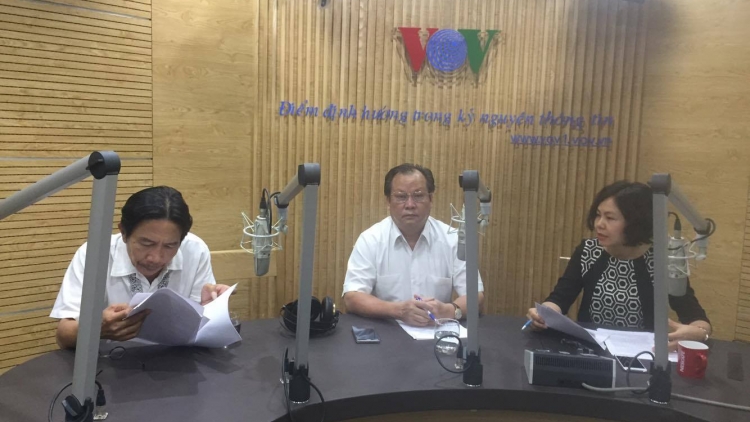Văn hóa ứng xử nơi công cộng, có cần một bộ quy tắc (05/11/2016)