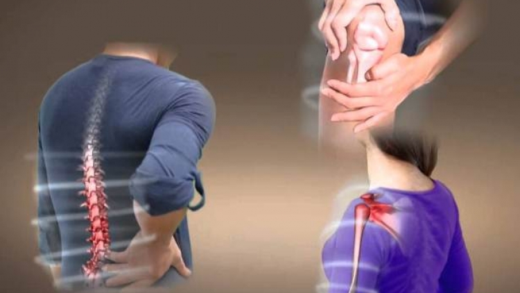 Hỗ trợ điều trị những chứng bệnh liên quan đến xương khớp bằng đông y (22/11/2016)