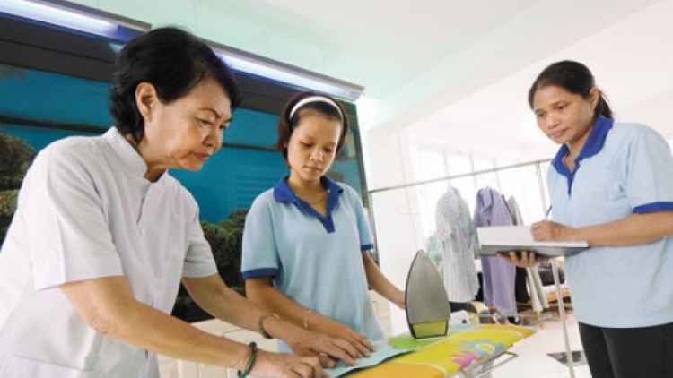 Những điều cần lưu ý đối với phụ nữ khi đi làm nghề giúp việc gia đình tại Ả-rập Xê-út (18/11/2016)