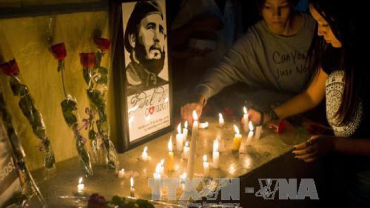 Tang lễ Lãnh tụ Cuba Fidel Castro sẽ được tiến hành hôm nay (giờ địa phương) tại Đài tưởng niệm Jose Marti thuộc Quảng trường Cách mạng ở Thủ đô La Habana (Thời sự trưa 28/11/2016)