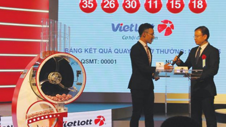 Thủ tướng yêu cầu Bộ Tài chính báo cáo về hoạt động của Công ty Xổ số điện toán Việt Nam (Vietlott) (Thời sự đêm 5/12/2016)