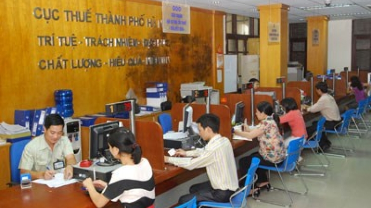 Ngành thuế phấn đấu hoàn thành mục tiêu thu ngân sách năm 2016.(20/4/2016)