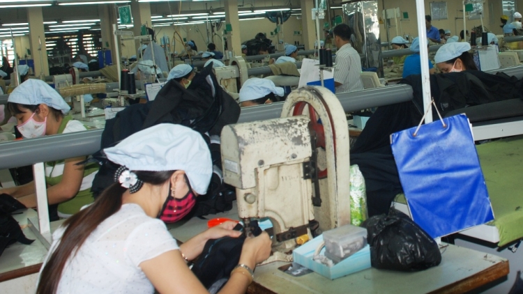 Doanh nghiệp đổi mới để phát triển bền vững trong hội nhập. (22/4/2016)