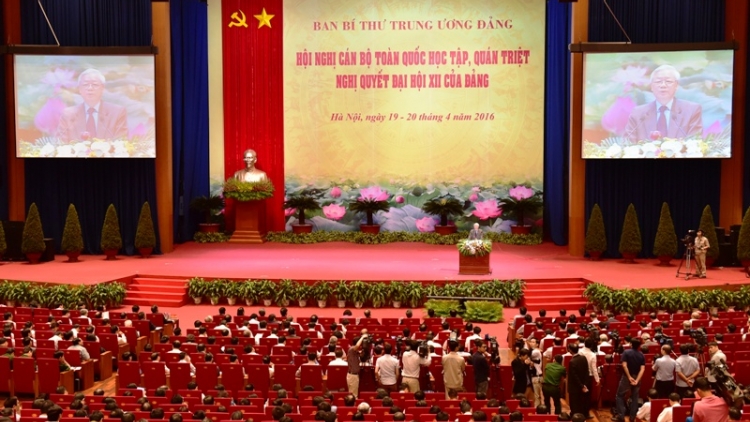 Khai mạc Hội nghị toàn quốc quán triệt Nghị quyết Đại hội XII của Đảng. (Thời sự trưa 19/4/2016)
