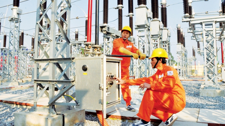 Hà Nội tăng cường các giải pháp đảm bảo điện trong giai đoạn cao điểm mùa nắng nóng (25/4/2016)