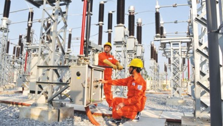 Giải pháp đảm bảo an toàn lưới điện cao điểm mùa khô (24/5/2016)