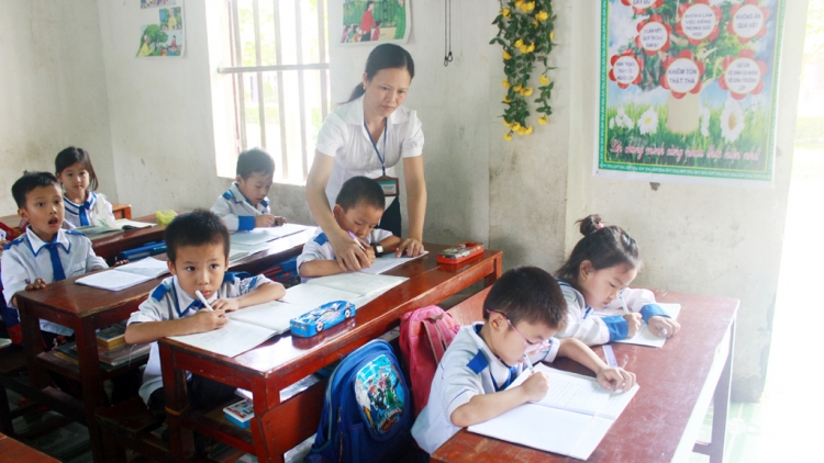 Thông tư 30 về đánh giá học sinh tiểu học: Đổi mới thế nào để phù hợp. (24/5/2016)