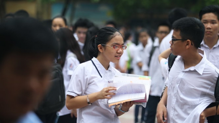 Thi vào lớp 10: Vẫn còn những đề thi đánh đố, “làm khó” học sinh. (10/6/2016)