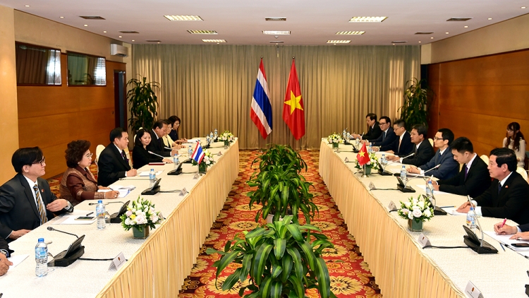 Việt Nam và Thái Lan có cơ sở đạt mục tiêu 20 tỷ USD về kim ngạch thương mại song phương vào năm 2020 (Thời sự đêm 16/6/2016)
