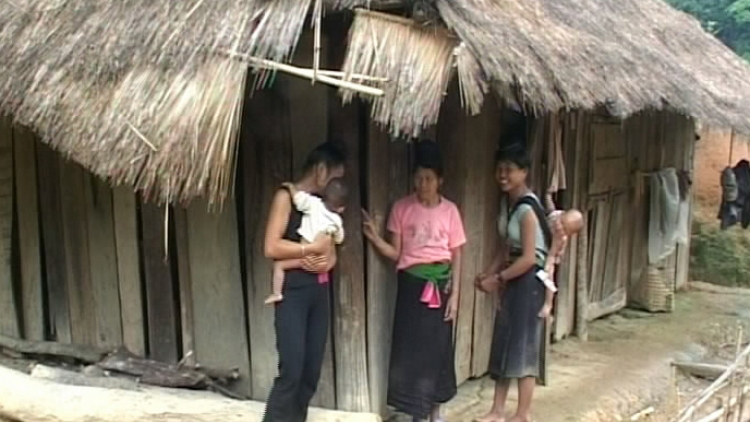 Điện Biên gia tăng số hộ nghèo, cận nghèo theo chuẩn mới (7/7/2016)