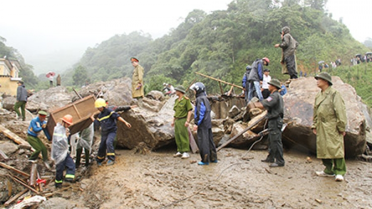 Tích cực phòng chống lũ quét, sạt lở đất sau bão. (29/7/2016)