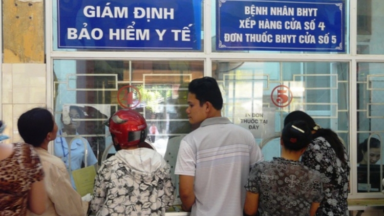 Tình trạng lạm dụng, trục lợi quỹ Bảo hiểm Y tế: Nguyên nhân và giải pháp (30/7/2016)
