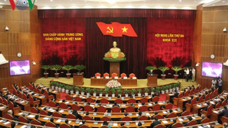 Bế mạc Hội nghị lần thứ ba - Ban Chấp hành Trung ương Đảng  khóa 12 sau bốn ngày làm việc khẩn trương, nghiêm túc (Thời sự chiều 7/7/2016)