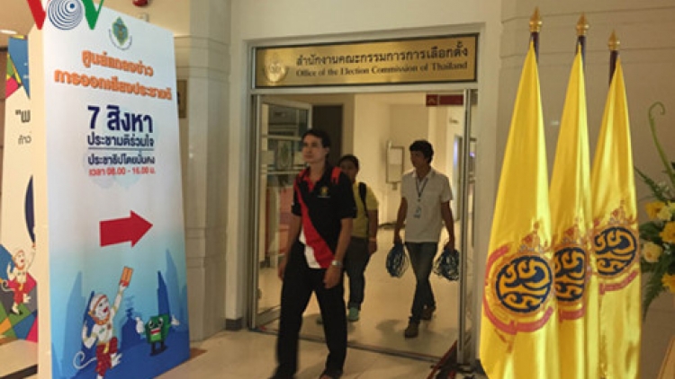 Người dân Thái Lan ủng hộ dự thảo Hiến pháp mới. (08/8/2016)
