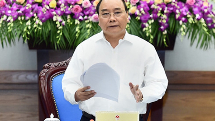 Tại phiên thảo luận về Quy chế làm việc của Chính phủ, Thủ tướng Nguyễn Xuân Phúc khẳng định:  Tinh thần của Quy chế là tăng cường công khai, minh bạch hoạt động của Chính phủ trước nhân dân, trước Đảng (Thời sự chiều 31/8/2016)
