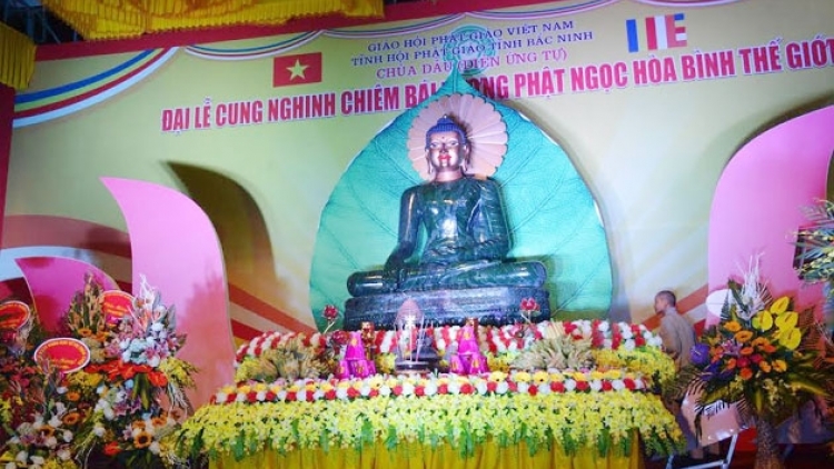 Chiêm bái tượng Phật ngọc hòa bình thế giới tại Bắc Ninh (1/9/2016)