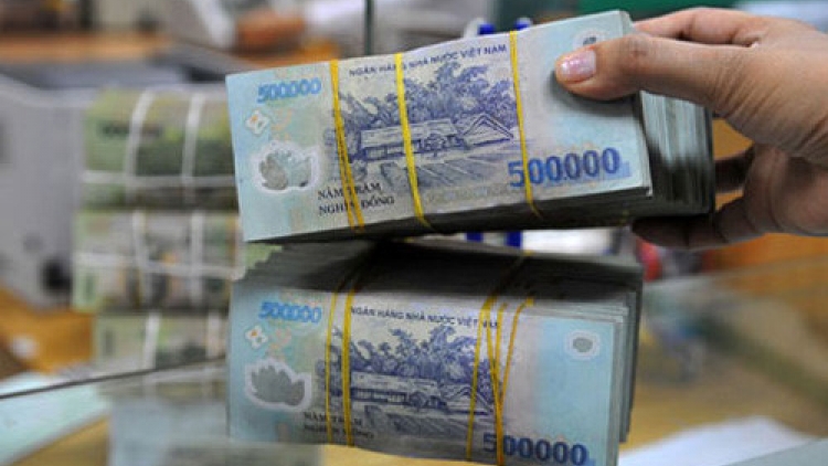 Nhiều ngân hàng giảm lãi suất tiền gửi, mở ra cơ hội giảm lãi suất cho vay vào dịp cuối năm (Thời sự trưa 28/9/2016)