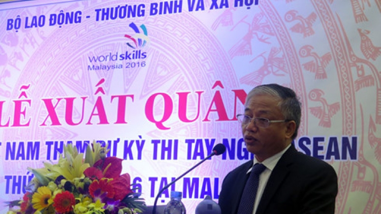 Bộ Lao động, Thương binh và Xã hội tổ chức lễ xuất quân đoàn Việt Nam tham dự kỳ thi tay nghề ASEAN lần thứ 11 tại Malaysia (Thời sự chiều 18/9/2016)