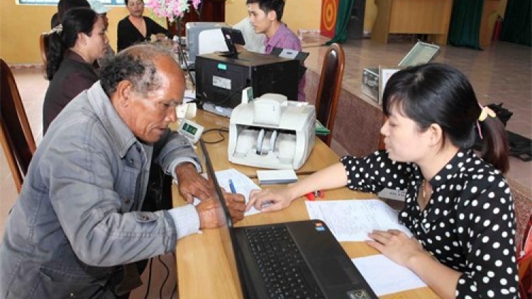 Gần 7 triệu hộ nghèo và các đối tượng chính sách khác đang vay vốn tín dụng chính sách (25/01/2017)