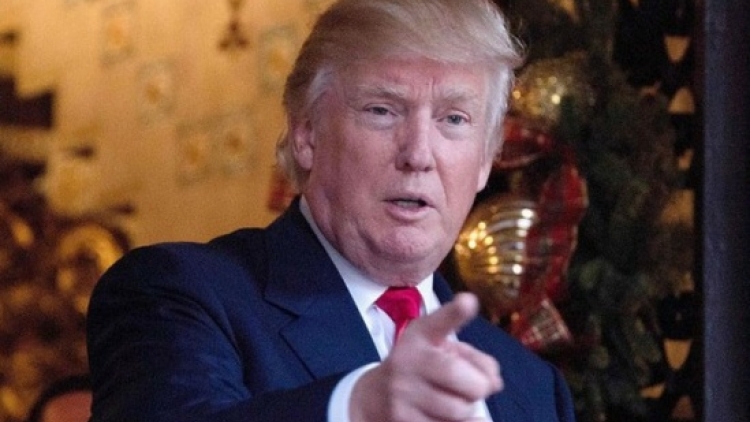 Tổng thống đắc cử Mỹ Donald Trump gây sốc khi yêu cầu tất cả các đại sứ được bổ nhiệm dưới thời Tổng thống Obama chấm dứt nhiệm kỳ vào ngày 20/1 tới (Thời sự chiều 6/1/2017)