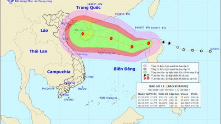 Một cơn bão mới vừa hình thành giật cấp 10 đã vào biển Đông, trở thành cơn bão số 11 trong năm nay (Thời sự trưa 13/10/2017)