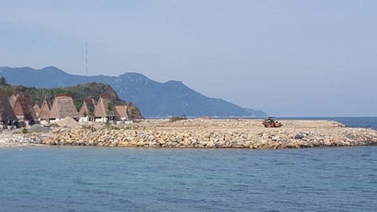 Nguyên Chủ tịch UBND tỉnh Khánh Hòa đánh giá: Vịnh Nha Trang bị xâm phạm - Sai phạm là rất nghiêm trọng (06/10/2017)