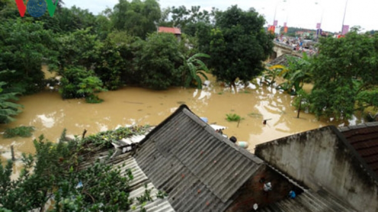 Các địa phương nỗ lực khắc phục hậu quả mưa lũ, ổn định đời sống và sản xuất (15/10/2017)
