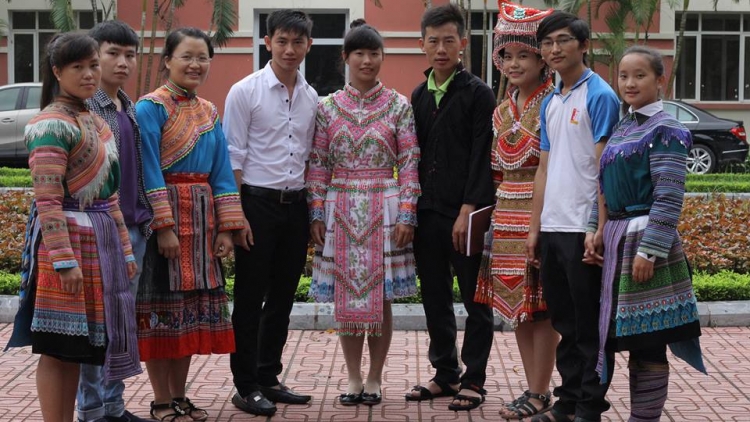 Chàng trai người Mông trên hành trình tìm lại giá trị văn hóa của dân tộc mình (6/11/2017)