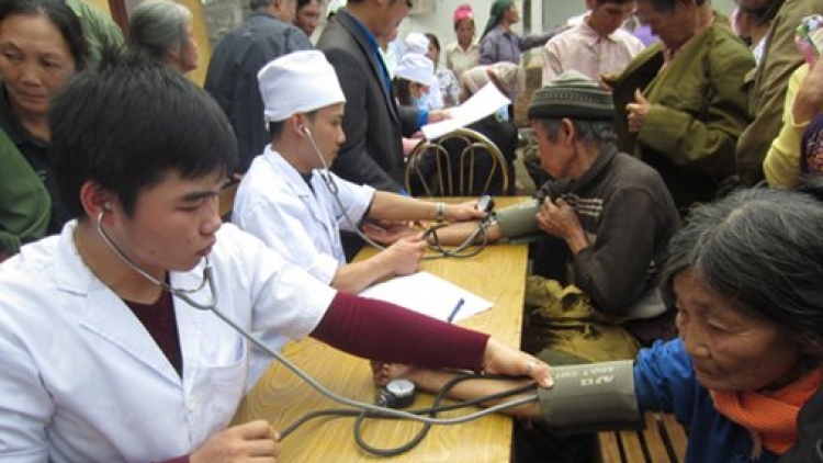 Đào tạo theo hướng “cầm tay chỉ việc”: Giải “cơn khát” bác sỹ cho vùng khó khăn (17/11/2017)