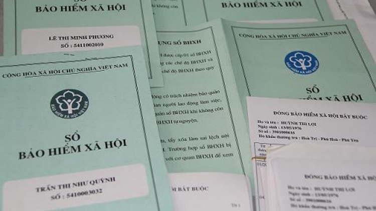 Hơn 720 tỷ đồng là số tiền thu hồi, xử phạt các doanh nghiệp sai phạm trong chậm đóng, nợ đóng bảo hiểm xã hội từ đầu năm đến nay (Thời sự đêm 29/11/2017)
