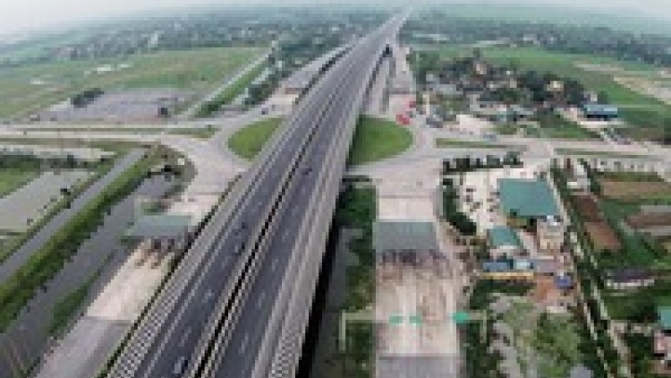 Quốc hội thông qua Nghị quyết đầu tư Dự án xây dựng dự án cao tốc Bắc – Nam  (Thời sự chiều 22/11/2017)