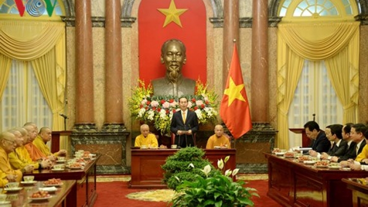 Chủ tịch nước Trần Đại Quang tiếp đoàn đại biểu Hội đồng trị sự, Hội đồng Chứng minh Trung ương Giáo hội Phật giáo Việt Nam nhiệm kỳ 2017-2022 (Thời sự chiều 23/11/2017)