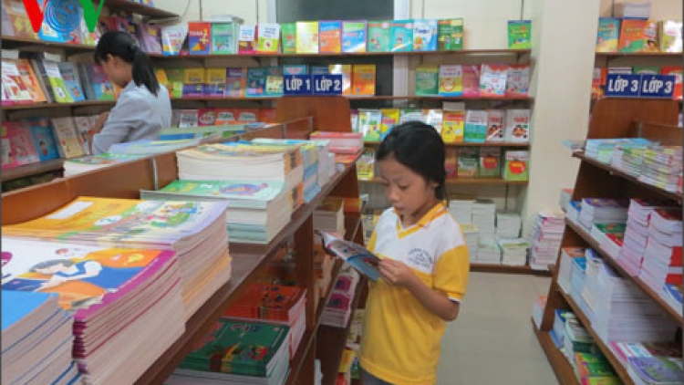Lùi thời gian thực hiện Chương trình, sách giáo khoa: Cần cam kết rõ ràng về sự thành công khi thực hiện (2/11/2017)