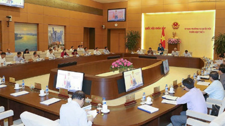 Ủy ban thường vụ Quốc hội cho ý kiến dự thảo Bộ luật Hình sự sửa đổi (21/02/2017)