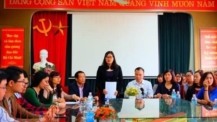 Kỷ luật khai trừ đảng nguyên Hiệu trưởng, Hiệu phó Trường tiểu học Nam Trung Yên (Thời sự trưa 2/3/2017)
