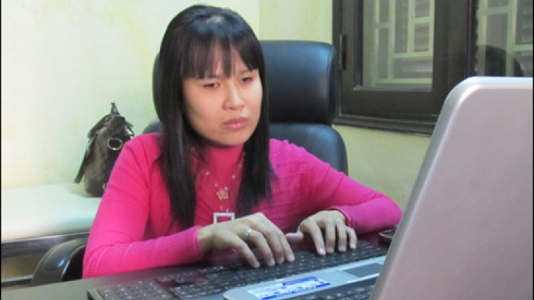 Nghị lực phi thường của chị Đỗ Thúy Hà, Chủ tịch Hội Người mù quận Đống Đa, Hà Nội (24/3/2017)