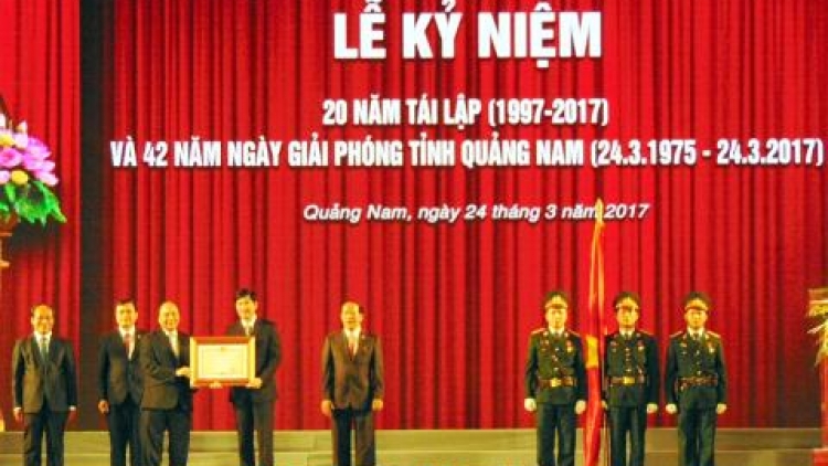 Thủ tướng Nguyễn Xuân Phúc dự Lễ kỷ niệm 20 năm tái lập tỉnh và 42 năm ngày giải phóng tỉnh Quảng Nam. (Thời sự đêm 24/3/2017)