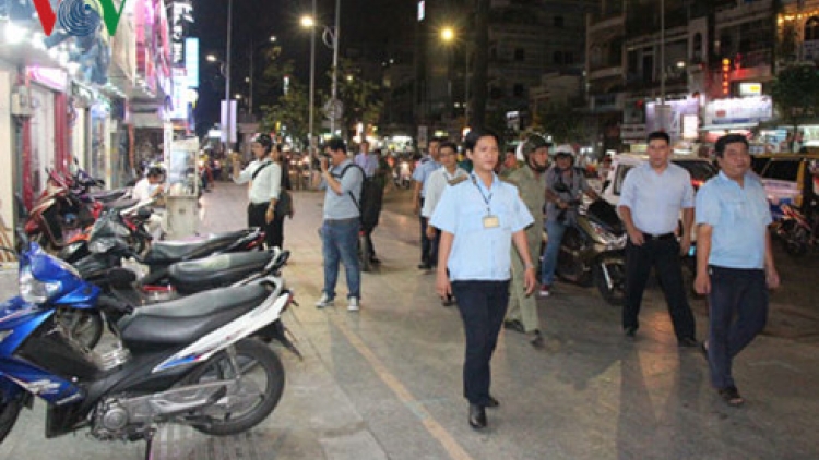 Thành phố Hồ Chí Minh: Người dân ủng hộ việc giành lại vỉa hè cho người đi bộ (2/3/2017)