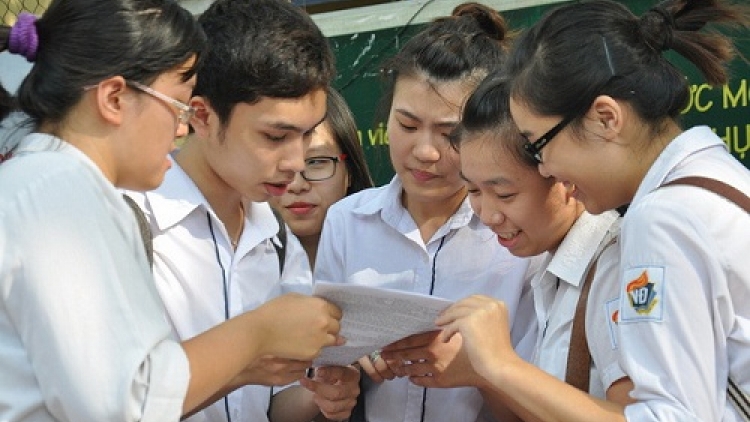 Bộ Giáo dục và đào tạo công bố dự thảo Chương trình giáo dục phổ thông tổng thể (Thời sự chiều 12/04/2017)