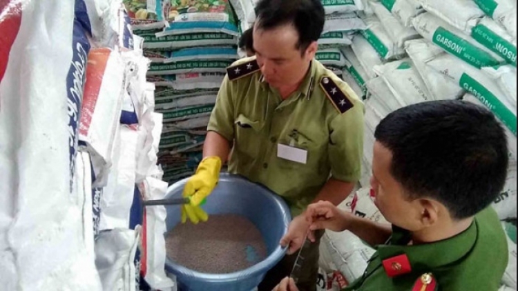 Quản lý phân bón cần thay đổi để “dẹp loạn” phân bón giả (22/4/2017)